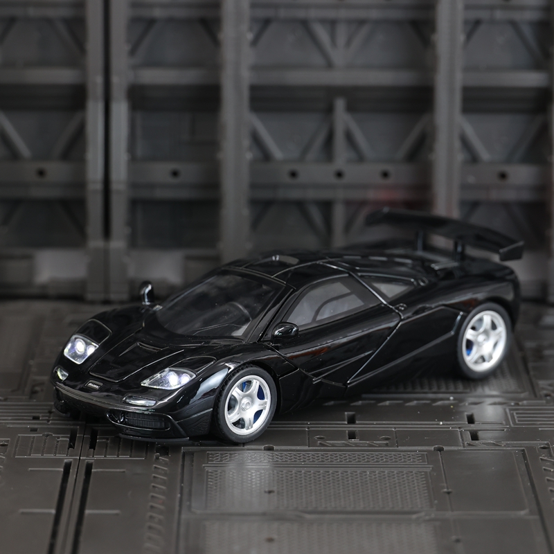 1:32 Simulationsmodell McLaren – Decor Lighting Returns Bewertung und Preis