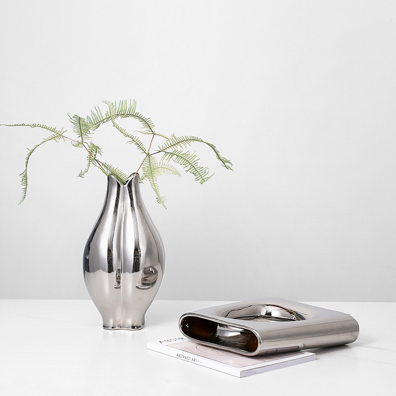 Leichte Luxus-Keramikvase mit  – Decor Lighting Returns Bewertung und Preis